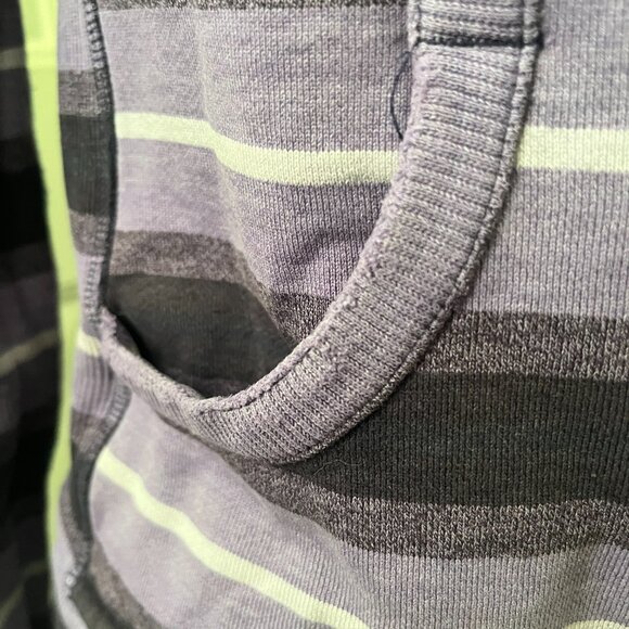 Lululemon Scuba Hoodie Stripe Purples Ombre Stripes Sz 8 - Picture 4 of 9